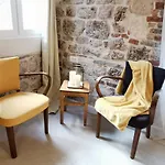 Gasthuis House Bava Vis