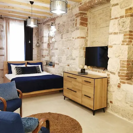 Πανσιόν House Bava Βις