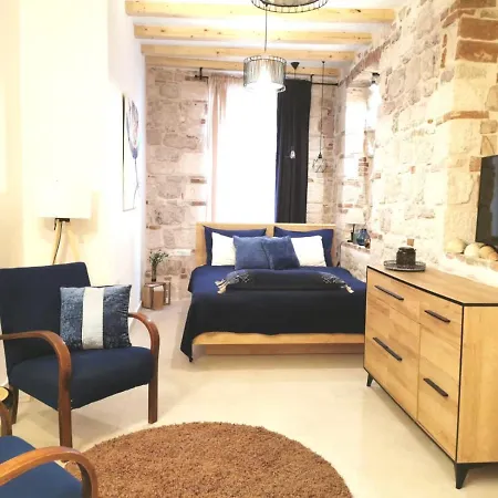 Πανσιόν House Bava