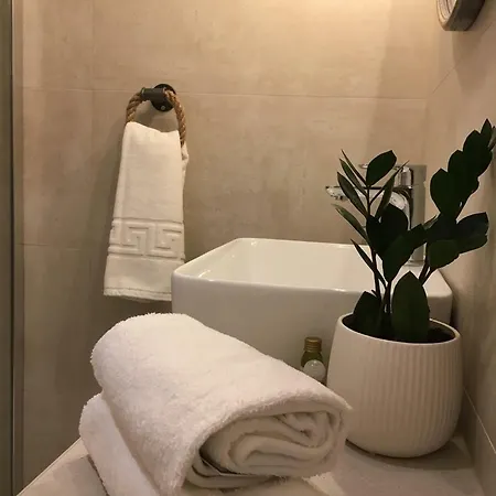 House Bava Πανσιόν Βις