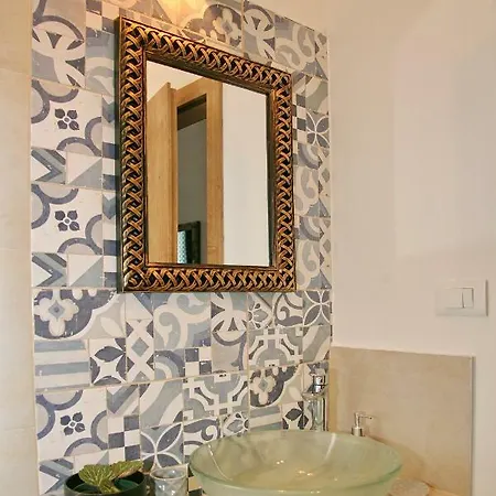 Πανσιόν House Bava Βις